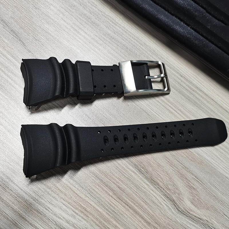 Cinturino in gomma nera traspi - Citizen Watch Promaster recensione e prezzo